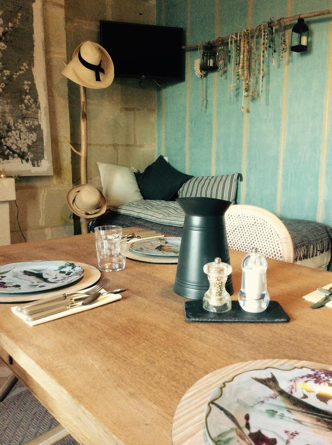Appartements & Spa De La Marine Loire モンソロー エクステリア 写真